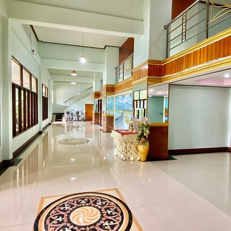 Sor Phattalung Hotel Phatthalung Exterior photo